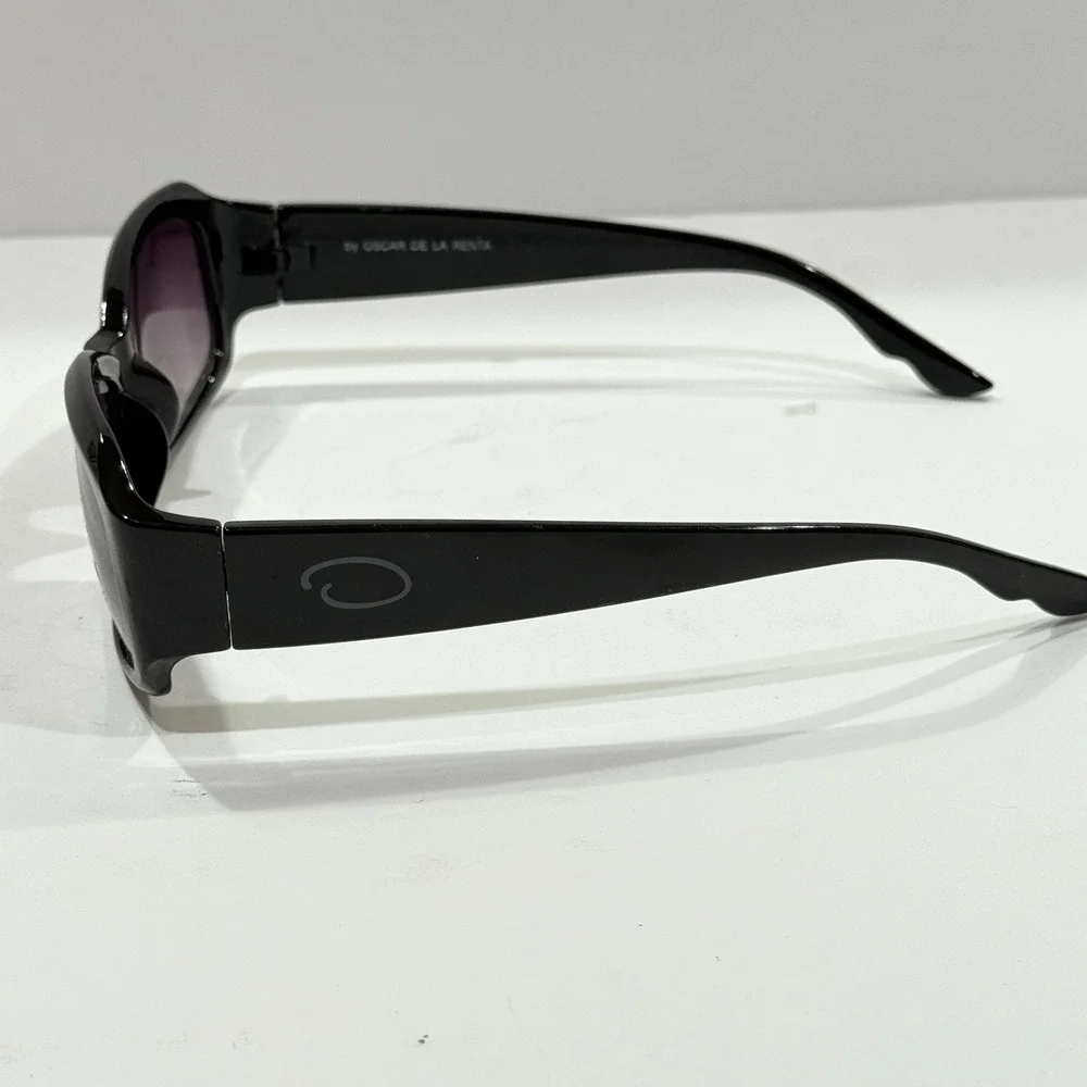 Oscar de la Renta Eyeglasses Women OS Rectangular Plastic Black Solid